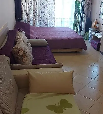 Royal Sun Studio Apartment *